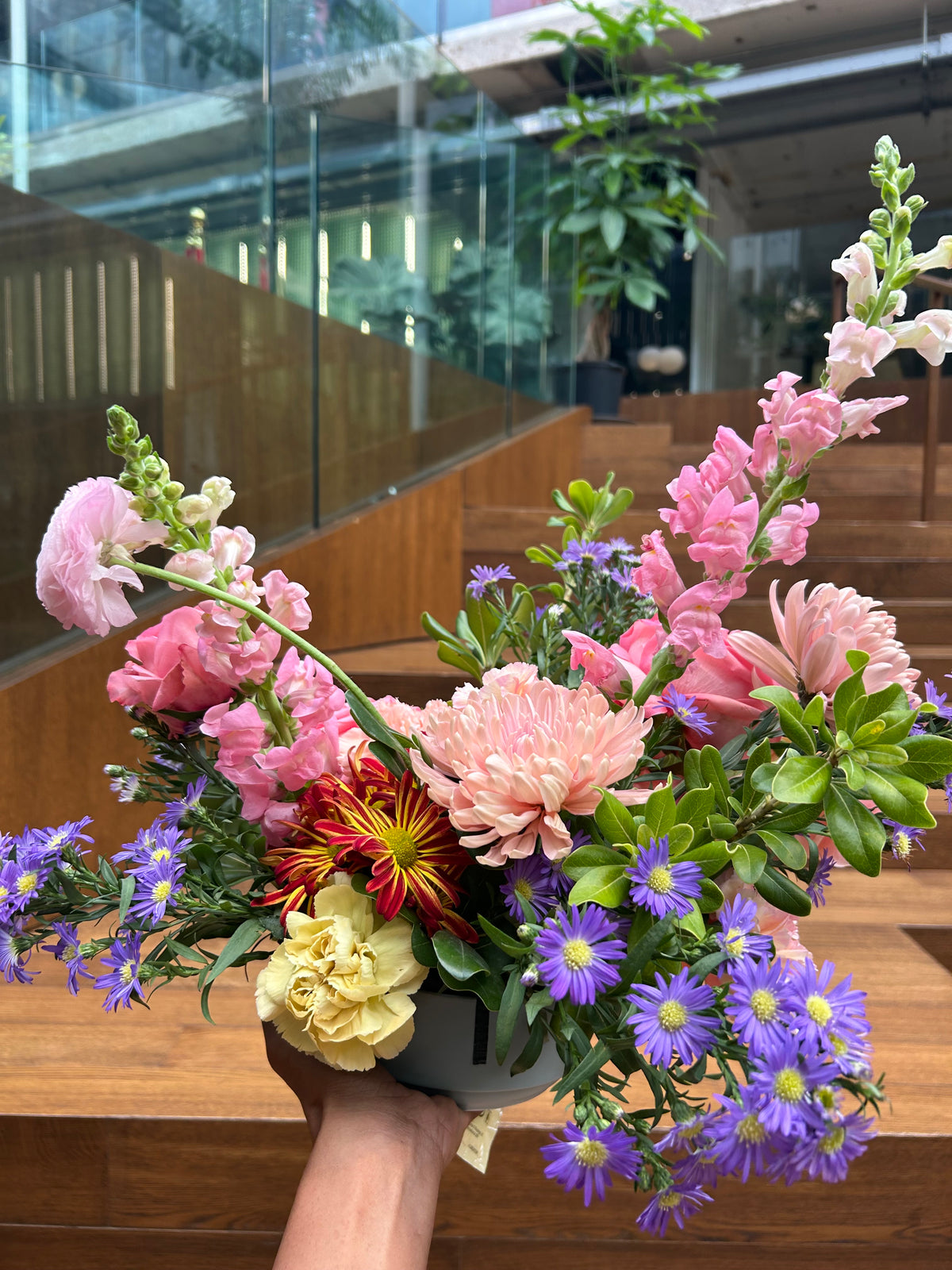 Large Soft Luxury Floral Arrangment